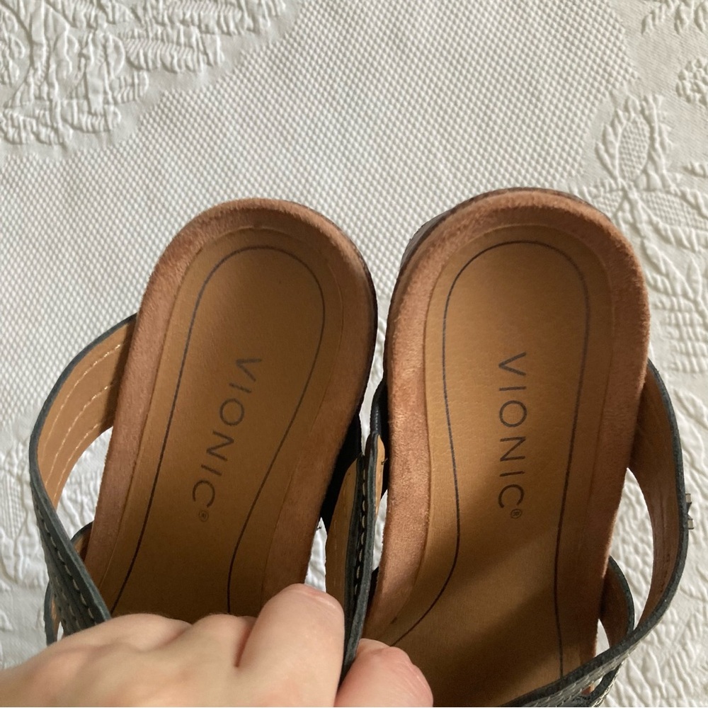 Vionic Malorie Raffia Natural Wedge Platform Sand… - image 4